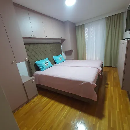 Kristina 49b,lukavica,istocno 公寓