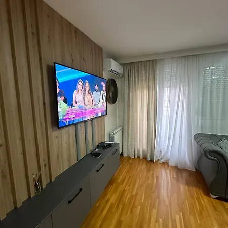 דירה Kristina 49b,lukavica,istocno *