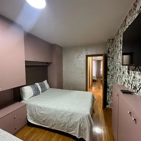 Kristina 49b,lukavica,istocno סראייבו