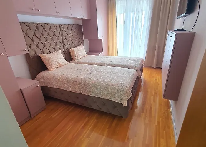 Kristina 49b,lukavica,istocno Apartamento