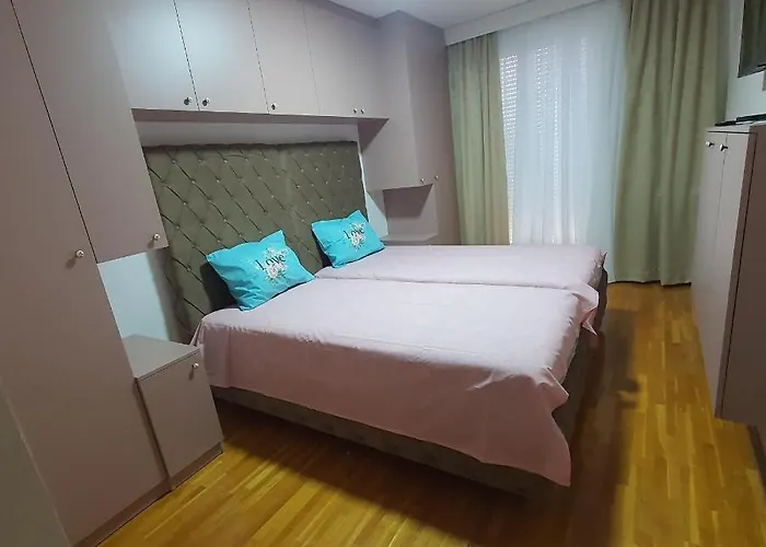 Kristina 49b,lukavica,istocno Apartamento